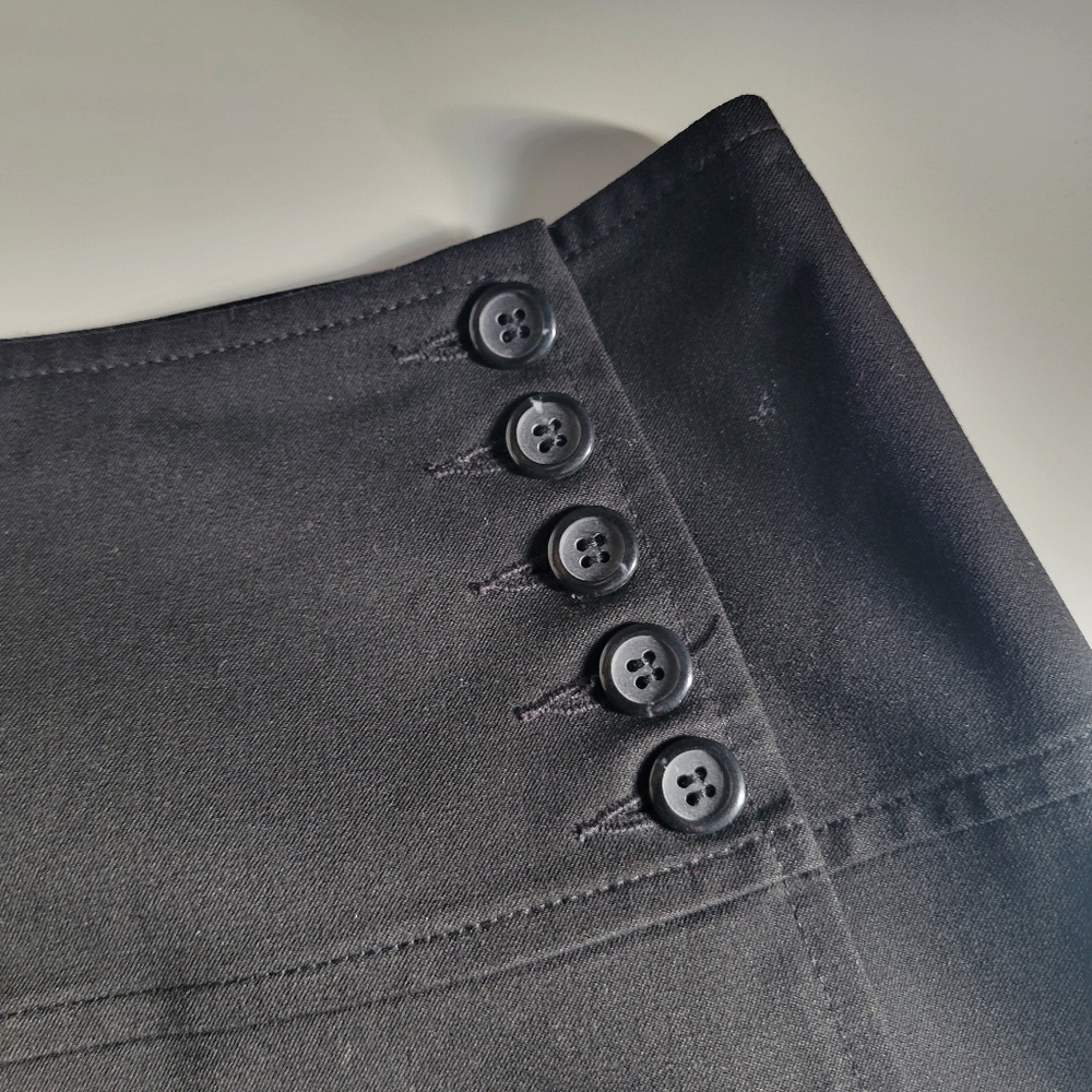 Tristan & Iseut Black Skirt